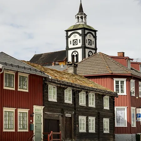 Per Amundsagarden *