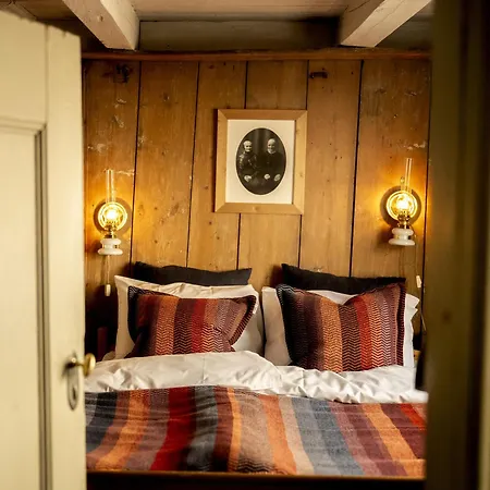 Holiday home Per Amundsagarden